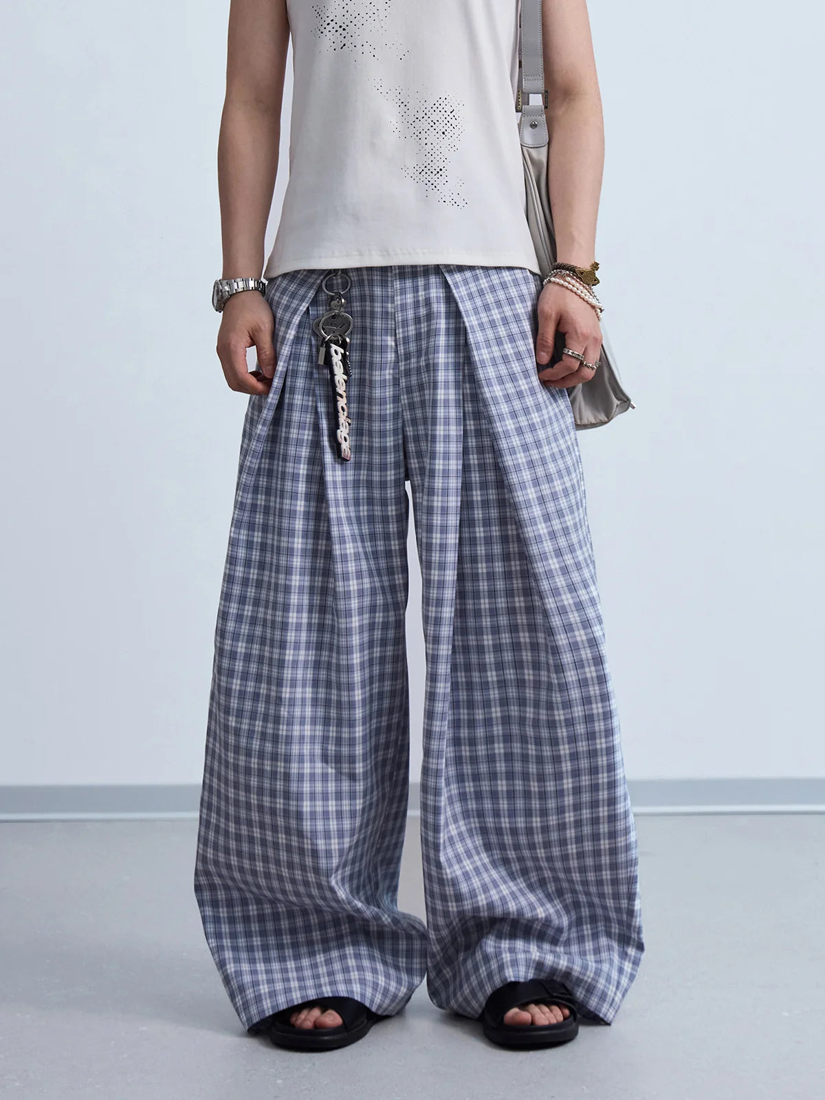 Peoplesense  Curved Plaid Relaxed Trousers