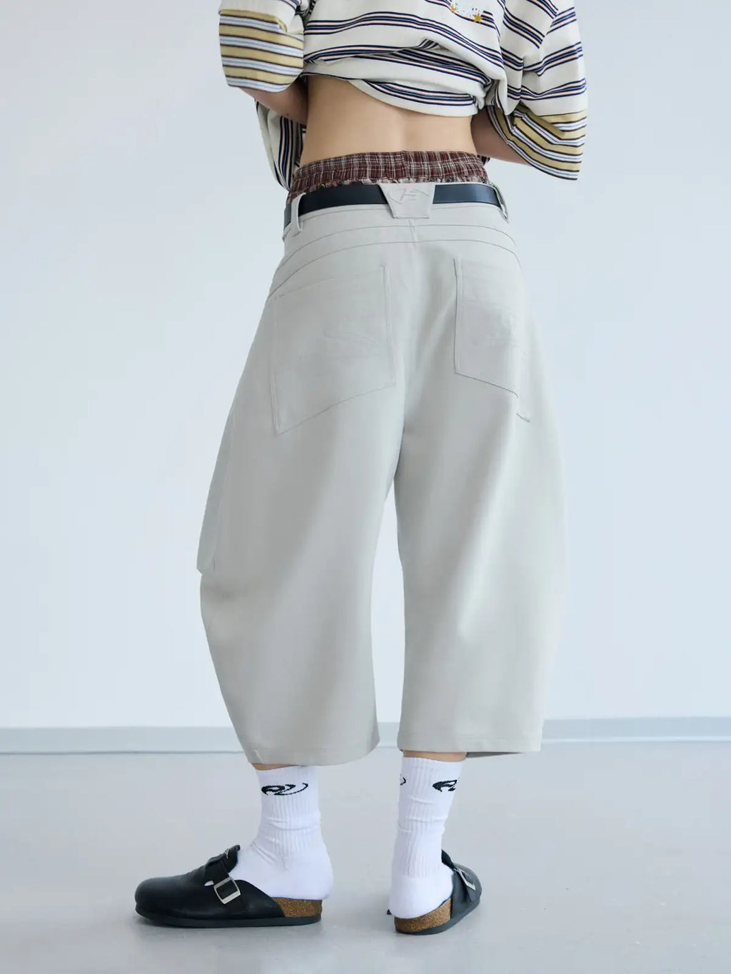 Peoplesense Deconstructed Cropped Trousers with Pleats