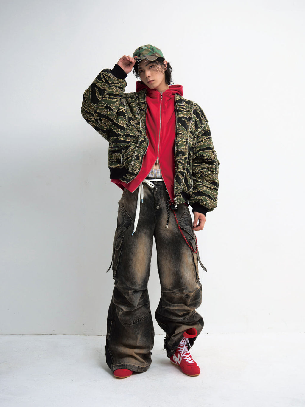 Peoplesense Mud-Dyed Pleated Wide Leg Jeans